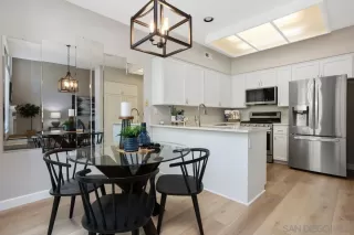 Photo #6: 250022804 Listing