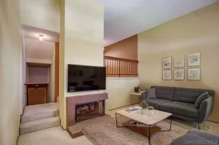 Photo #4: 250022830 Listing