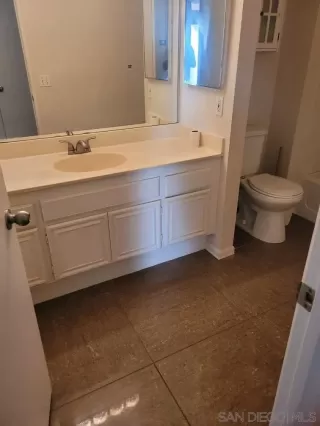 Photo #3: 250022836 Listing 