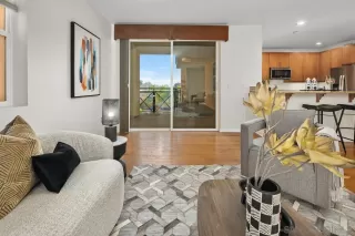 Photo #2: 250022854 Listing 