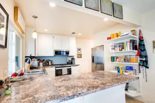 Photo #4: 250022908 Listing