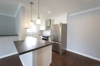 Photo #5: 250022931 Listing