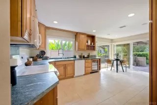 Photo #2: 250022964 Listing