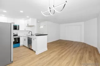 Photo #1: 250022985 Listing 