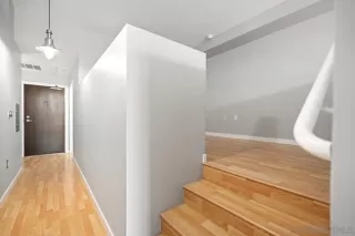 Photo #3: 250023009 Listing