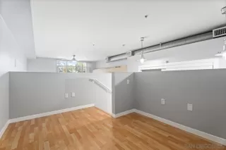 Photo #5: 250023009 Listing