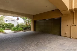 Photo #4: 250023022 Listing 