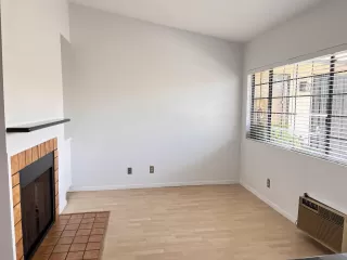 Photo #2: 250023048 Listing