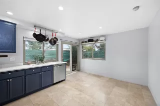 Photo #4: 250023087 Listing