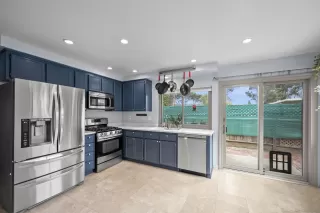 Photo #5: 250023087 Listing