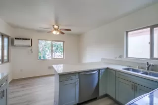 Photo #6: 250023089 Listing 