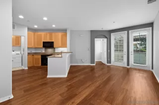 Photo #2: 250023094 Listing 