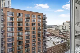 Photo #6: 250023100 Listing