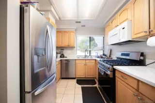 Photo #6: 250023130 Listing