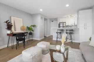 Photo #2: 250023161 Listing