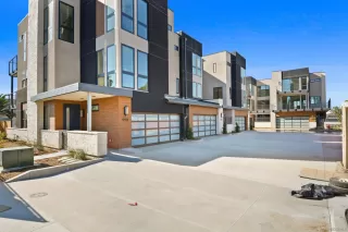 More Details about MLS # 250023192 : 958 GRAND AVE