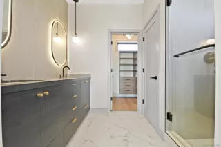 Photo #2: 250023192 Listing 