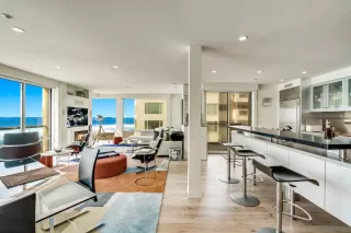 Photo #2: 250023214 Listing