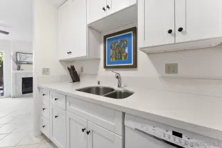 Photo #6: 250023265 Listing