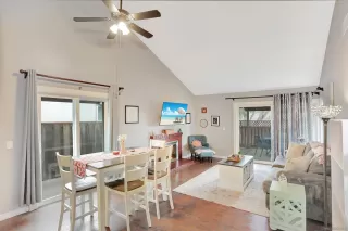 Photo #2: 250023285 Listing 