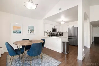 Photo #3: 250023328 Listing 