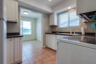 Photo #3: 250023329 Listing 