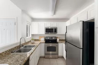 Photo #3: 250023340 Listing 