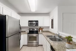 Photo #3: 250023362 Listing 