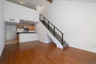 Photo #3: 250023386 Listing 