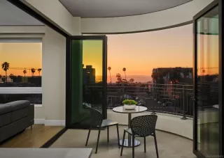 Photo #3: 250023388 Listing