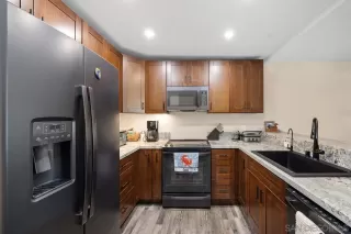 Photo #4: 250023434 Listing 