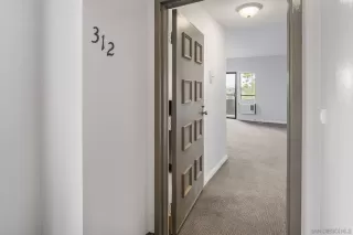 Photo #3: 250023445 Listing