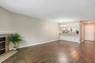 Photo #3: 250023458 Listing