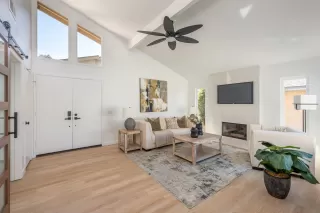 Photo #2: 250023471 Listing