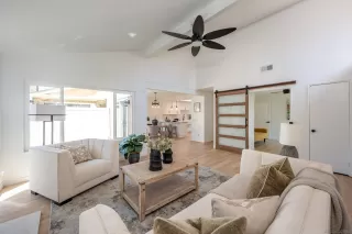 Photo #4: 250023471 Listing