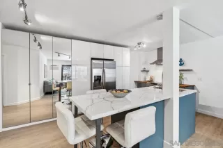 Photo #3: 250023474 Listing