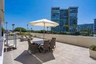 Photo #5: 250023553 Listing