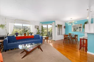 Photo #2: 250023579 Listing