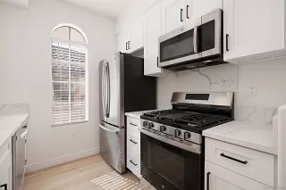 Photo #6: 250023621 Listing