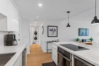 Photo #3: 250023628 Listing