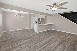 Photo #3: 250023703 Listing