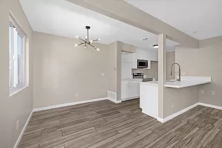 Photo #6: 250023703 Listing