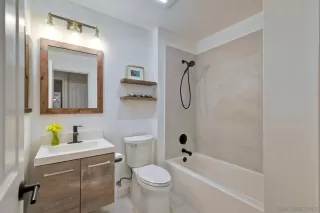 Photo #4: 250023716 Listing