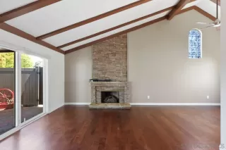 Photo #6: 250023770 Listing