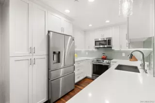 Photo #3: 250023776 Listing 