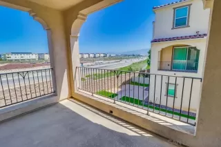 Photo #4: 250023856 Listing