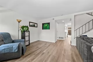 Photo #3: 250023873 Listing 