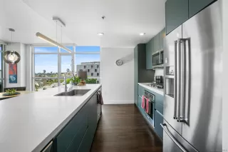 Photo #4: 250023888 Listing