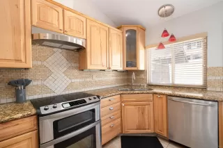 Photo #3: 250023908 Listing