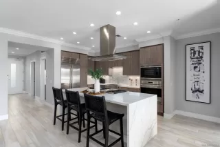 Photo #1: 250024000 Listing